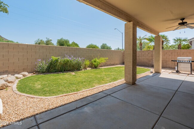 Building Photo - 25617 N 67th Dr