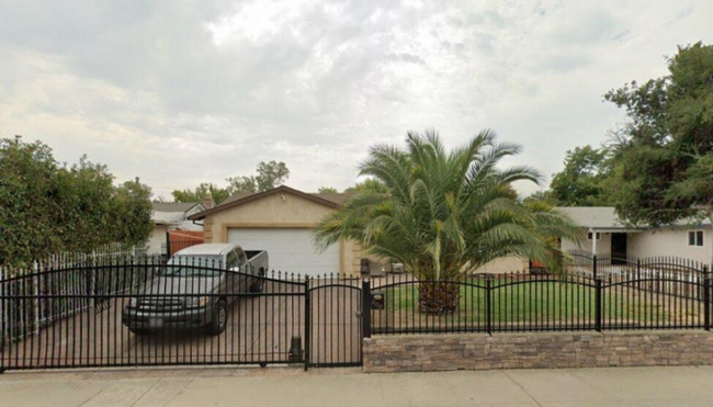 Primary Photo - 9878 Burline St