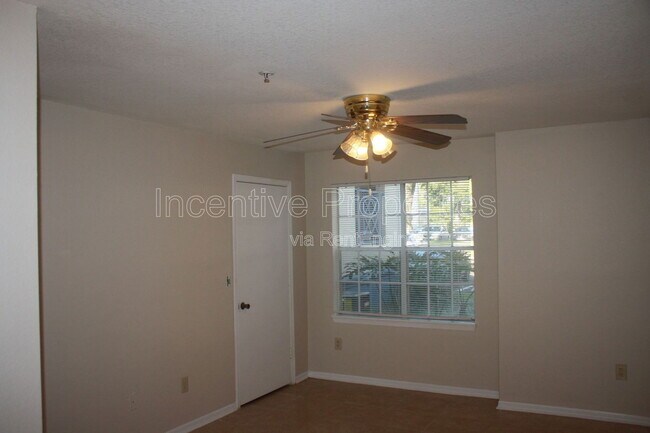 Building Photo - 7220 Westpointe Blvd