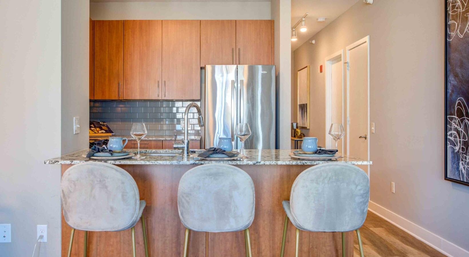 Building Photo - 515 N State St