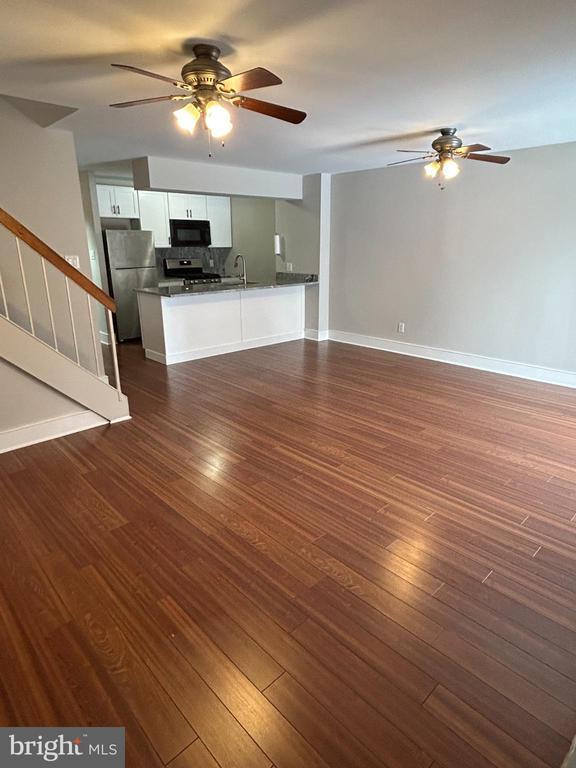 Building Photo - 1011 Princeton Pl