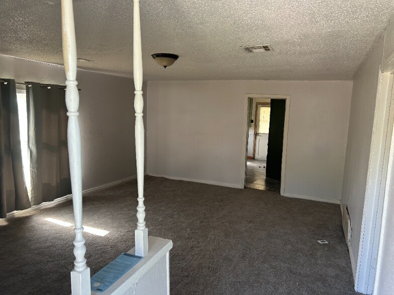 Building Photo - 1508 Witt St