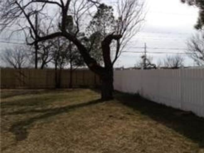 Building Photo - Great 3 bedroom, 1 bath home