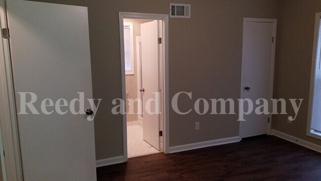 Building Photo - 4236 Rosewind Cir