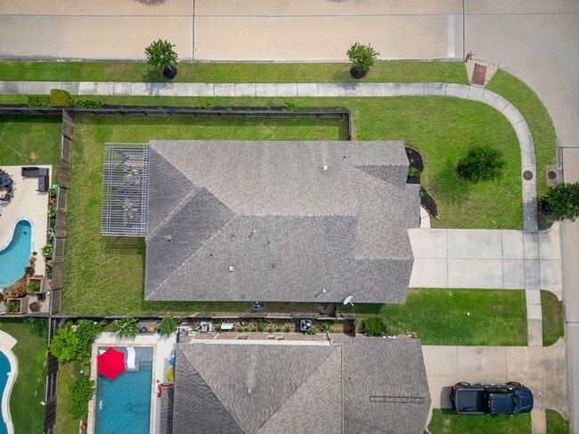 Building Photo - 4823 Palomar Ln