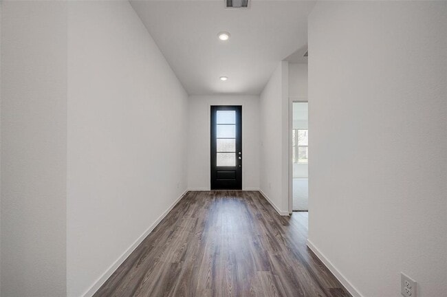 Building Photo - 5119 Whispering River Dr