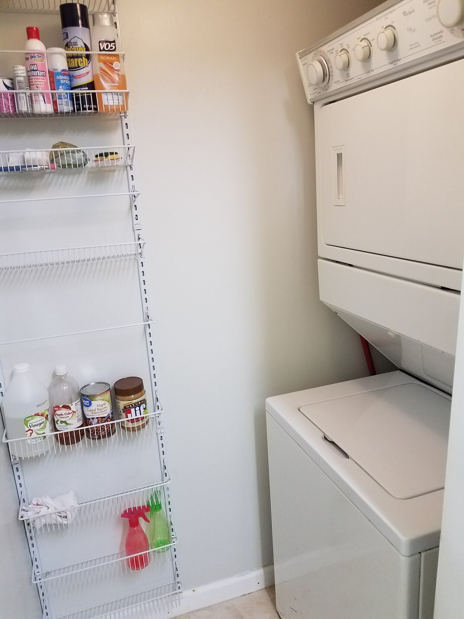 Large washer and dryer in the unit. - 550 S Park Rd