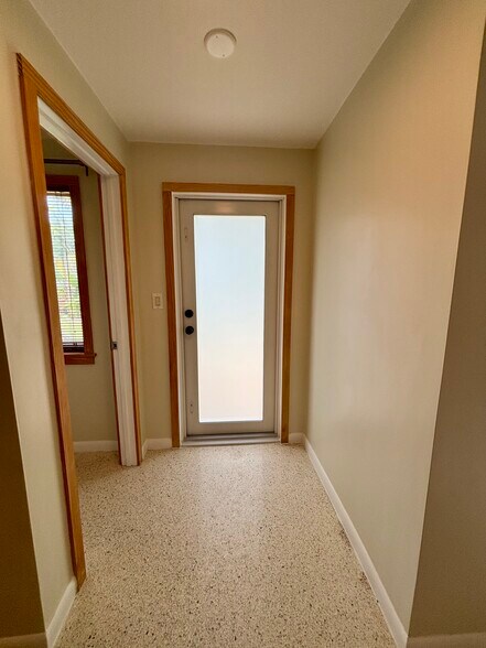 Entry Door - 1631 Liberty St