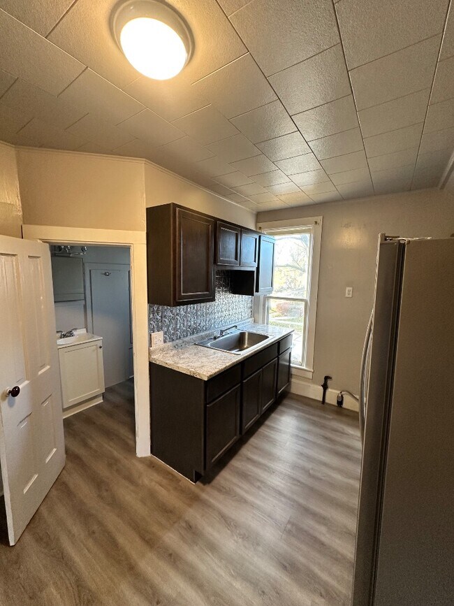 Building Photo - 920 Fulton St