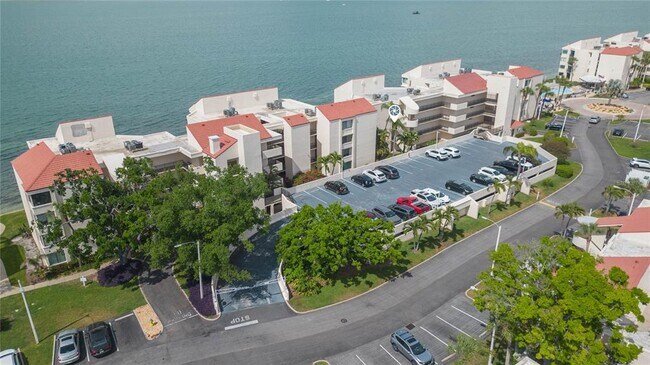 Building Photo - 5729 Del Sol Blvd