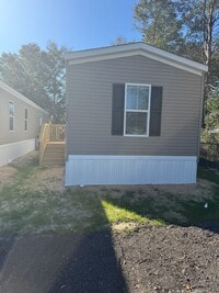 Building Photo - BRAND NEW 3 BR 2 BATH LUXURY MOBILE HOME