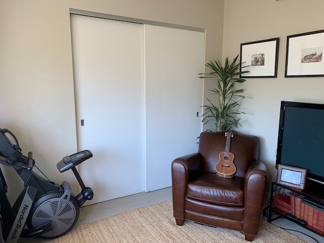 Building Photo - 55 Page St