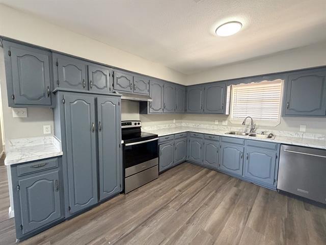 Building Photo - 801 S Wood St