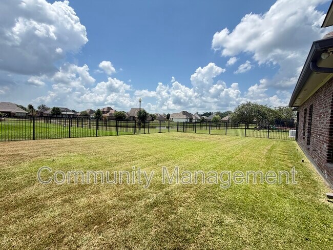 Building Photo - 1532 Berwick Bend