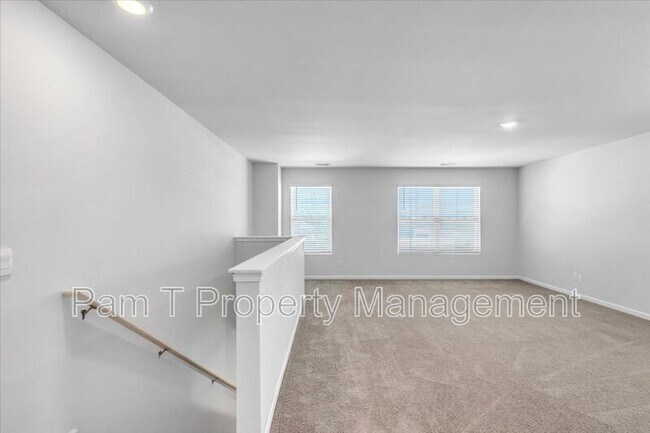 Building Photo - 512 Turpentine Trl