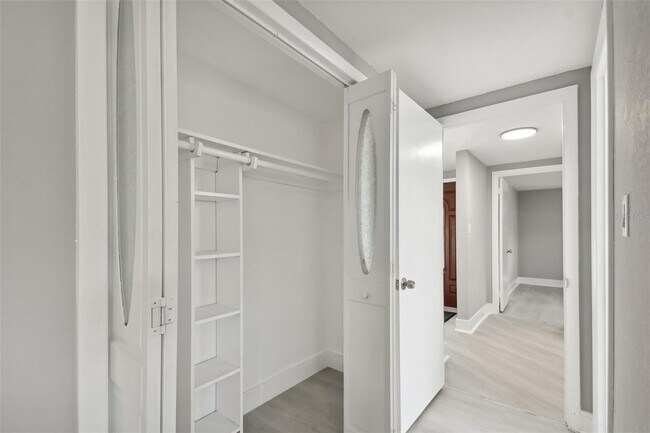 Building Photo - 4411 3rd Ave E