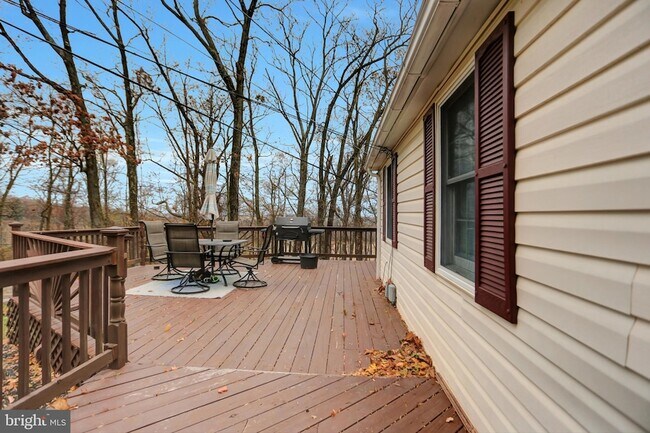 Building Photo - 24414 Graham Ave