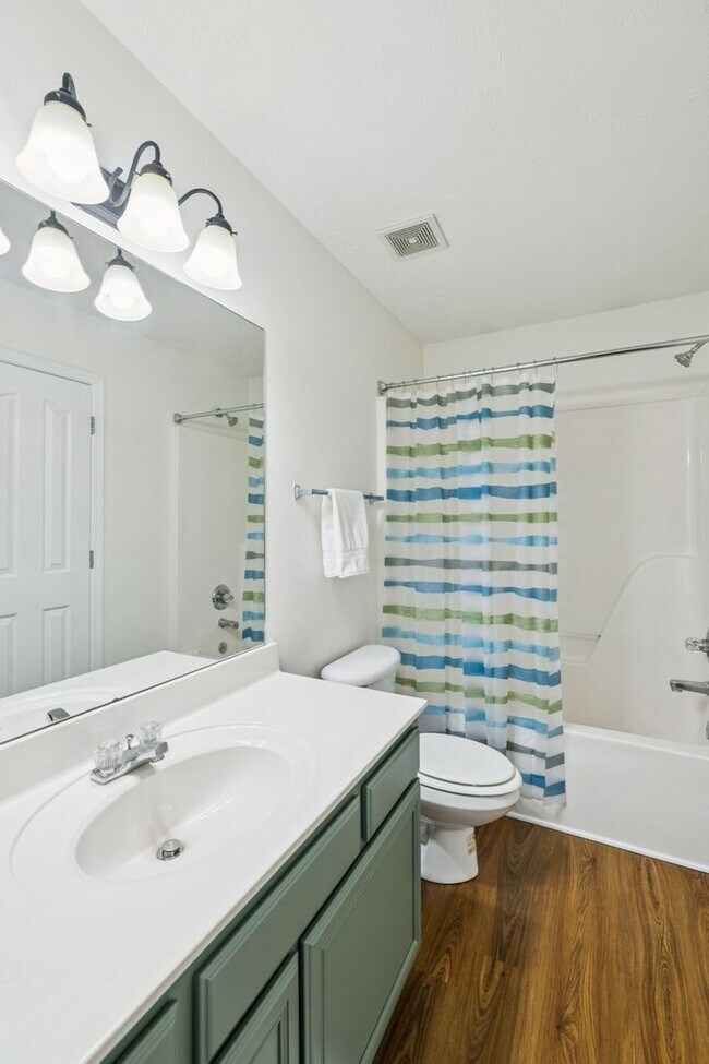 Building Photo - 354 Arapaho Dr
