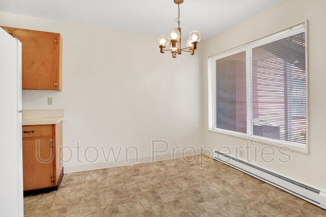 Building Photo - 4113 SE 28th Ave