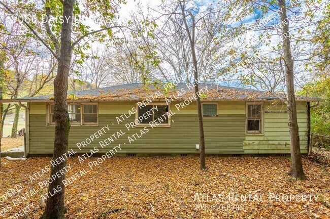 Building Photo - 9066 Daisy Dallas Rd