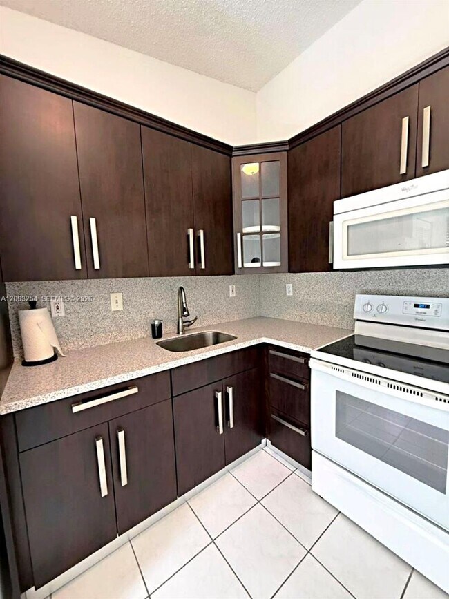 Building Photo - 15490 SW 134th Pl