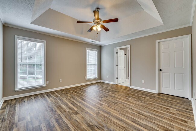 Building Photo - 1054 Grove Landing Ln