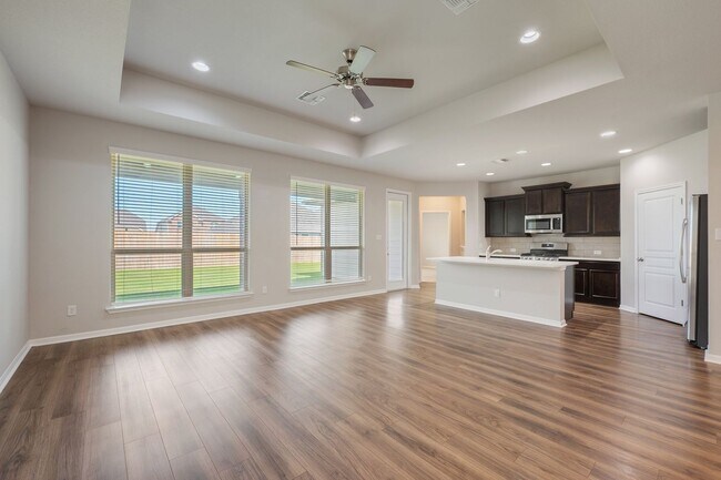 Building Photo - Spacious 4-Bedroom, 3-Bath Home – Over 2,3...