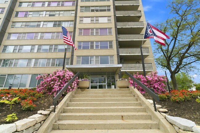 Building Photo - 1620 E Broad St