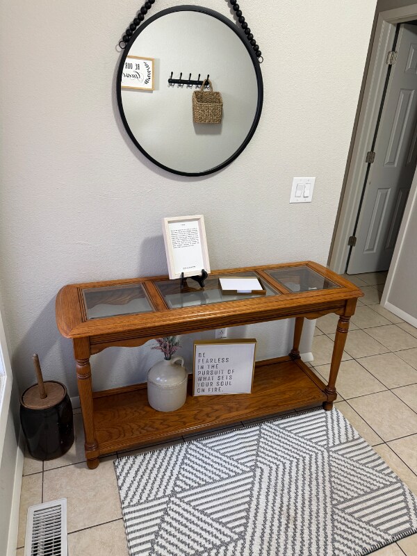 Building Photo - 11 August Ln