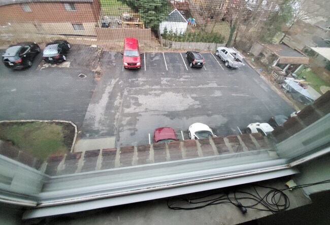 Building Photo - 1511 McFarland Rd