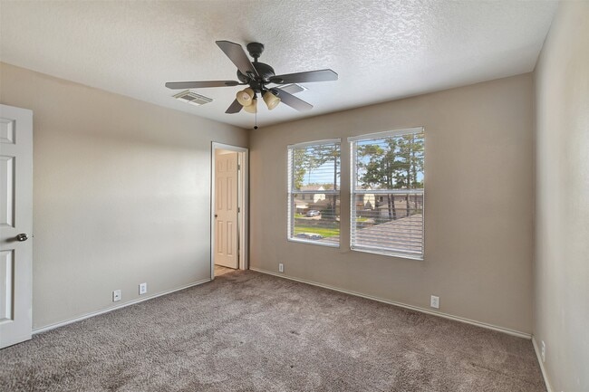 Building Photo - 23624 Wildwood Green Way