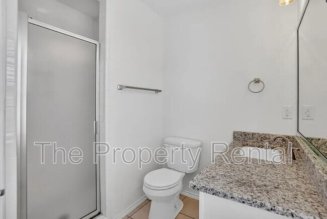 Building Photo - 3220 Preston Dr