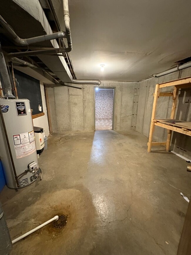 Building Photo - 828 Dondee Dr