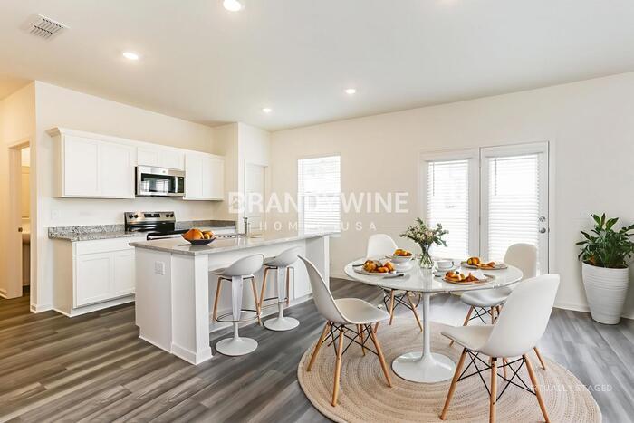 Building Photo - 63 Rowlett Pl