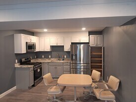 Building Photo - 23 High St