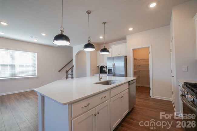 Building Photo - 1403 Caracara Ct