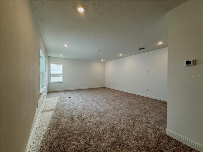 Building Photo - 10020 Ballast Dr