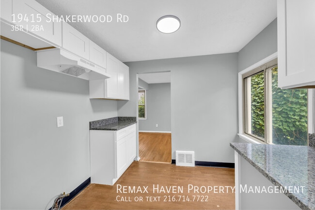 Building Photo - 19415 Shakerwood Rd