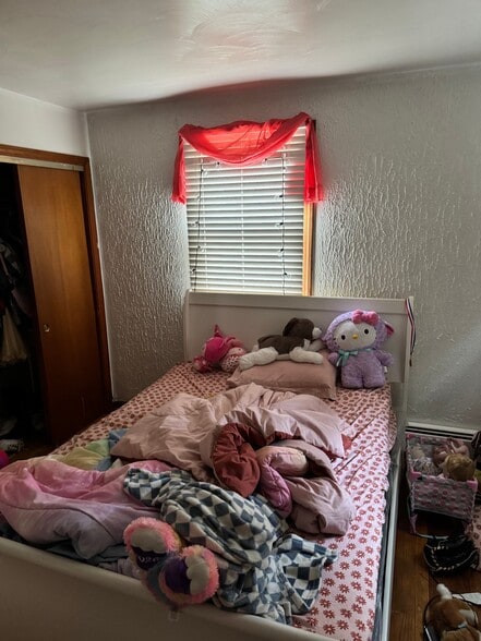 Building Photo - 98 Hartley Dr