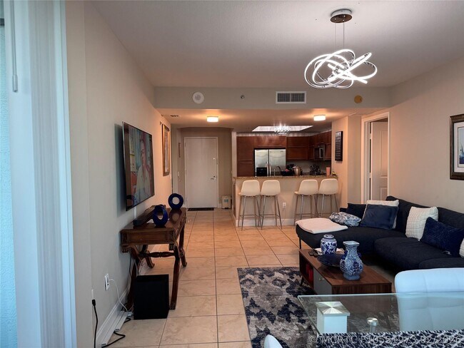 Building Photo - 2681 N Flamingo Rd
