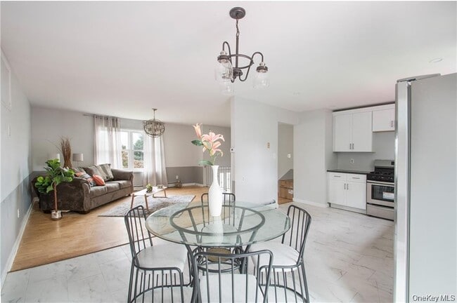 Building Photo - 29 Robert Dr