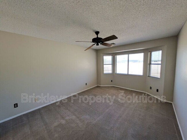 Building Photo - 1878 E Sheffield Ct