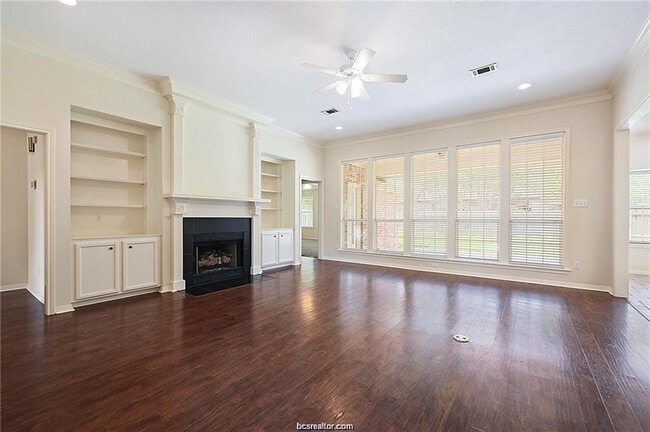 Building Photo - 4709 Shoal Creek Dr