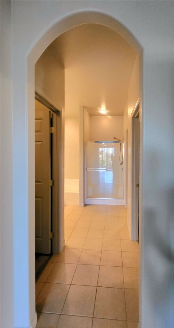 Building Photo - 1101 Bourbon St