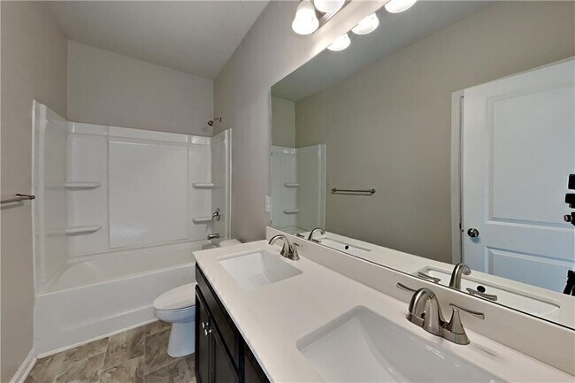 Building Photo - 154 Canvas Ives Dr