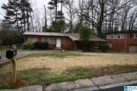 Building Photo - 209 13th Ave NE