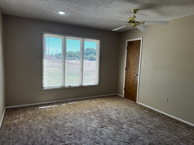 Building Photo - 17917 County Rd 2130