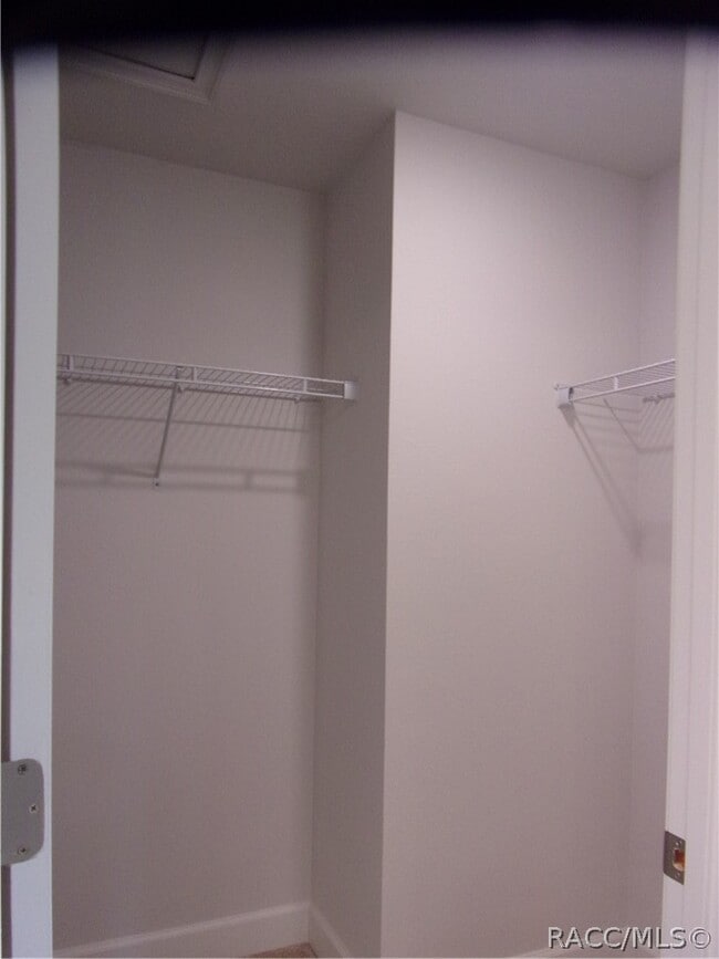 Building Photo - 215 Bittern Lp