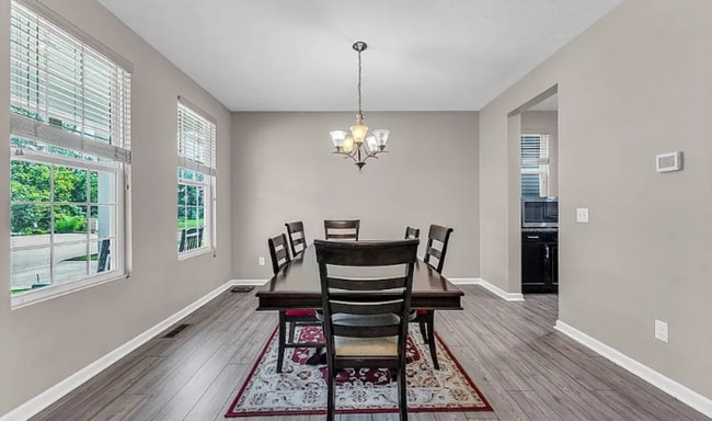 Building Photo - Charming 4 beds 5 baths in Brunswick!