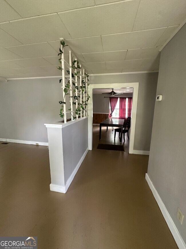 Building Photo - 4370 Mikado Ave